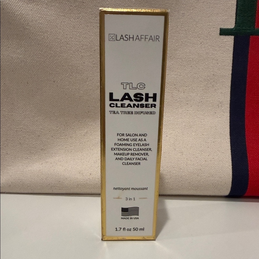 TLC Lash Cleanser - Gold and White